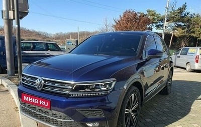 Volkswagen Tiguan II, 2019 год, 2 471 007 рублей, 1 фотография