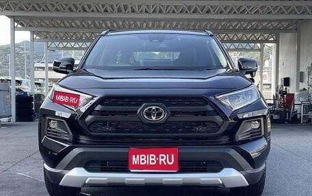 Toyota RAV4, 2021 год, 2 380 000 рублей, 1 фотография
