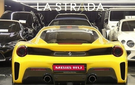 Ferrari 488, 2019 год, 43 600 000 рублей, 3 фотография