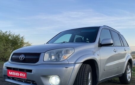 Toyota RAV4, 2004 год, 950 000 рублей, 1 фотография