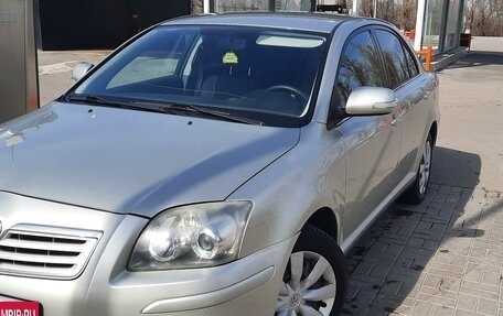 Toyota Avensis III рестайлинг, 2006 год, 1 000 000 рублей, 1 фотография