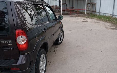 Chevrolet Niva I рестайлинг, 2012 год, 517 000 рублей, 3 фотография