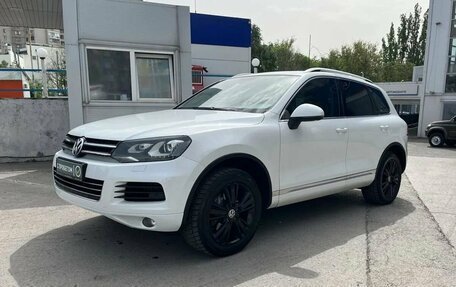 Volkswagen Touareg III, 2013 год, 2 749 900 рублей, 4 фотография