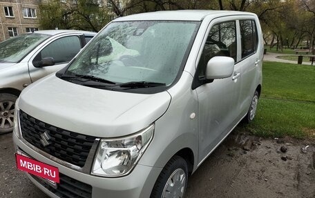 Suzuki Wagon R V, 2015 год, 685 000 рублей, 2 фотография