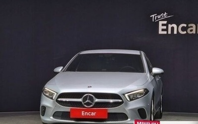 Mercedes-Benz A-Класс, 2020 год, 2 500 000 рублей, 1 фотография