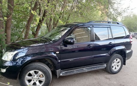 Toyota Land Cruiser Prado 120 рестайлинг, 2008 год, 1 800 000 рублей, 3 фотография