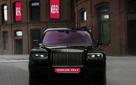 Rolls-Royce Cullinan, 2020 год, 40 500 000 рублей, 2 фотография