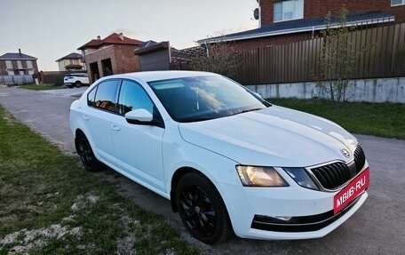 Skoda Octavia, 2017 год, 1 740 000 рублей, 2 фотография