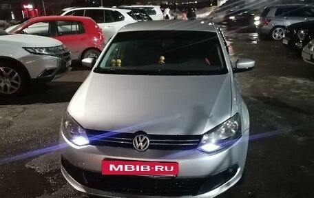 Volkswagen Polo VI (EU Market), 2011 год, 550 000 рублей, 2 фотография