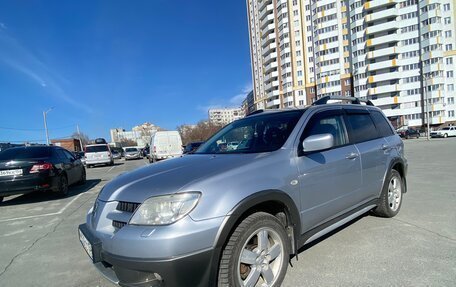 Mitsubishi Outlander III рестайлинг 3, 2005 год, 850 000 рублей, 2 фотография