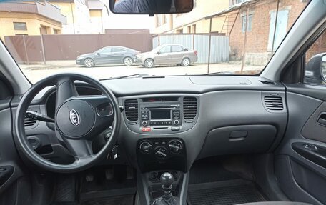 KIA Rio II, 2010 год, 680 000 рублей, 4 фотография