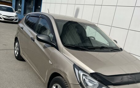 Hyundai Solaris II рестайлинг, 2011 год, 679 000 рублей, 2 фотография