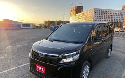 Toyota Voxy III, 2019 год, 2 450 000 рублей, 1 фотография