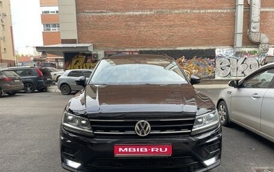 Volkswagen Tiguan II, 2020 год, 2 810 000 рублей, 1 фотография