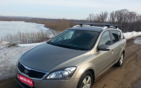 KIA cee'd I рестайлинг, 2010 год, 794 000 рублей, 1 фотография