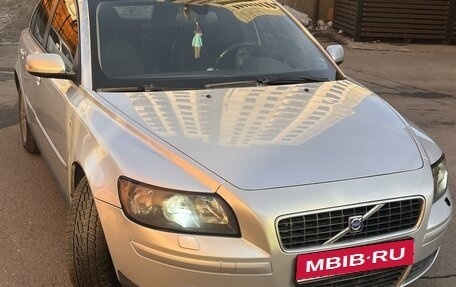 Volvo S40 II, 2004 год, 650 000 рублей, 1 фотография