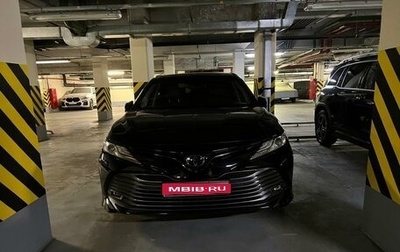 Toyota Camry, 2019 год, 4 000 000 рублей, 1 фотография