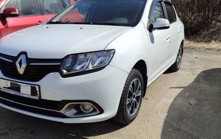 Renault Logan II, 2014 год, 720 000 рублей, 1 фотография