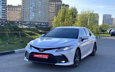 Toyota Camry, 2022 год, 3 650 000 рублей, 1 фотография