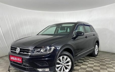 Volkswagen Tiguan II, 2017 год, 2 399 000 рублей, 1 фотография