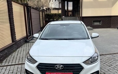 Hyundai Solaris II рестайлинг, 2019 год, 1 585 000 рублей, 1 фотография