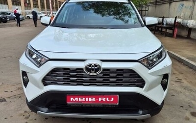 Toyota RAV4, 2019 год, 3 650 000 рублей, 1 фотография