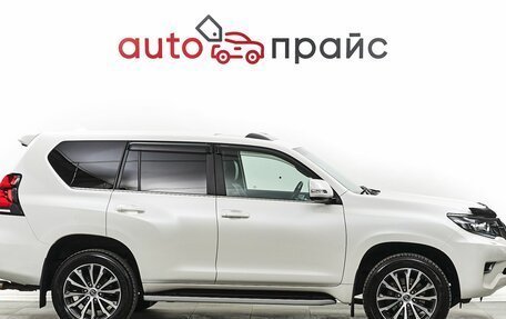 Toyota Land Cruiser Prado 150 рестайлинг 2, 2018 год, 4 547 000 рублей, 8 фотография