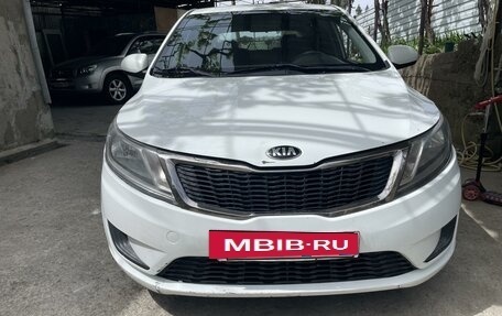 KIA Rio III рестайлинг, 2015 год, 950 000 рублей, 2 фотография