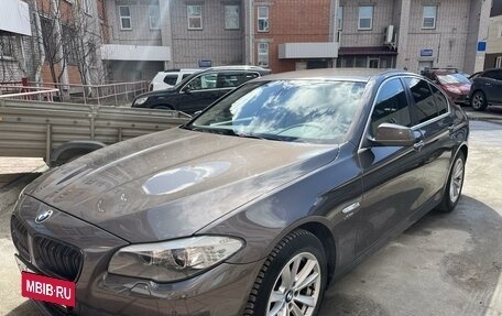 BMW 5 серия, 2012 год, 2 050 000 рублей, 2 фотография
