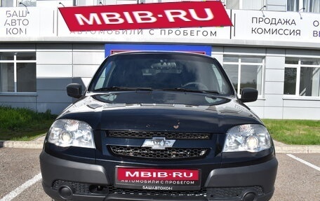 Chevrolet Niva I рестайлинг, 2018 год, 780 000 рублей, 2 фотография