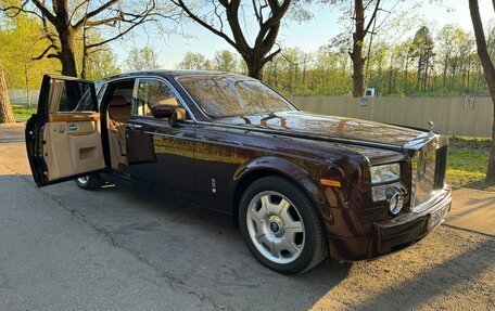 Rolls-Royce Phantom VII рестайлинг, 2005 год, 10 500 000 рублей, 3 фотография