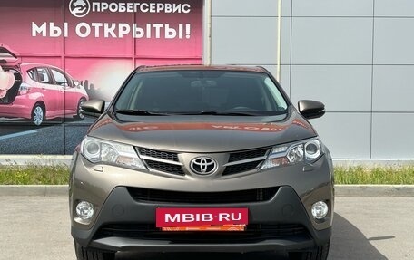Toyota RAV4, 2013 год, 2 249 000 рублей, 2 фотография