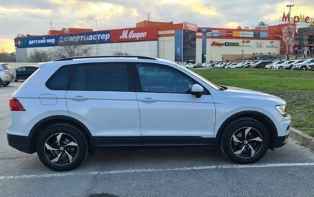 Volkswagen Tiguan II, 2019 год, 2 250 000 рублей, 4 фотография