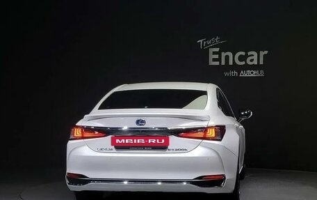 Lexus ES VII, 2020 год, 3 800 000 рублей, 4 фотография