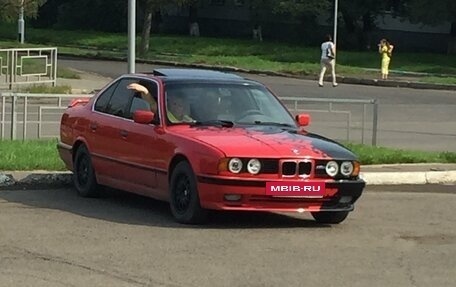 BMW 5 серия, 1993 год, 700 000 рублей, 3 фотография
