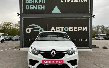 Renault Logan II, 2019 год, 987 000 рублей, 2 фотография