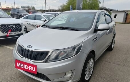 KIA Rio III рестайлинг, 2012 год, 819 000 рублей, 2 фотография