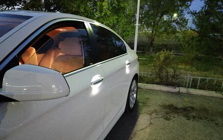 BMW 5 серия, 2011 год, 4 фотография
