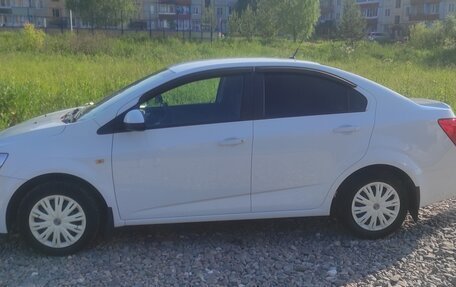 Chevrolet Aveo III, 2013 год, 685 000 рублей, 2 фотография