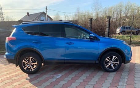 Toyota RAV4, 2015 год, 2 430 000 рублей, 3 фотография