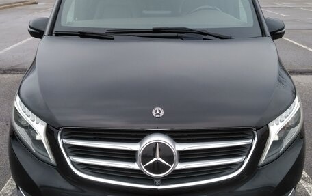 Mercedes-Benz V-Класс, 2017 год, 5 650 000 рублей, 5 фотография