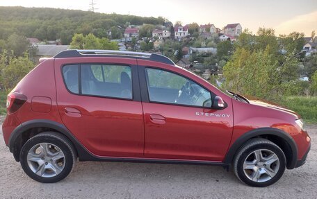 Renault Sandero II рестайлинг, 2019 год, 1 445 000 рублей, 4 фотография