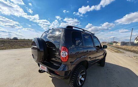 Chevrolet Niva I рестайлинг, 2011 год, 835 000 рублей, 5 фотография