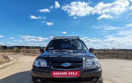 Chevrolet Niva I рестайлинг, 2011 год, 835 000 рублей, 3 фотография