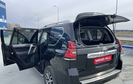 Toyota Land Cruiser Prado 150 рестайлинг 2, 2019 год, 5 000 000 рублей, 8 фотография