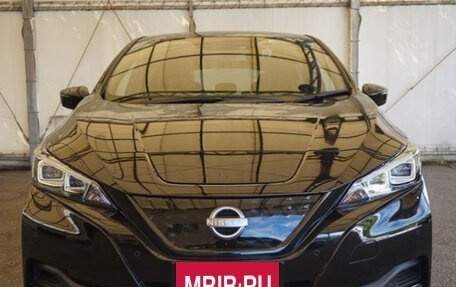 Nissan Leaf II, 2021 год, 1 285 000 рублей, 6 фотография