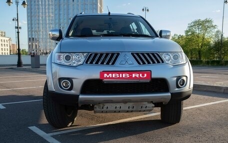Mitsubishi Pajero Sport II рестайлинг, 2012 год, 2 100 000 рублей, 4 фотография