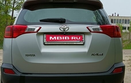 Toyota RAV4, 2014 год, 2 290 000 рублей, 3 фотография