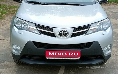Toyota RAV4, 2014 год, 2 290 000 рублей, 2 фотография