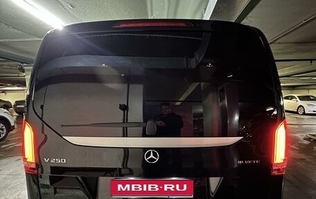 Mercedes-Benz V-Класс, 2014 год, 3 800 000 рублей, 4 фотография